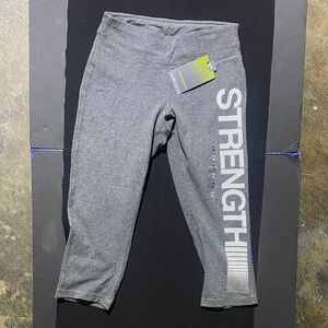 Tek Gear Gray Leggings with Strength Print